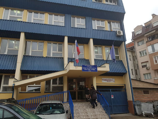 Баба ГЛАДОВАЛА, унуци њеном пензијом плаћали рачуне за мобилни телефон и интернет: Насиље над старима све подмуклије